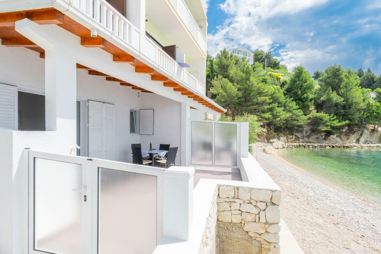 Apartments Miro Mimice Zewnętrze zdjęcie